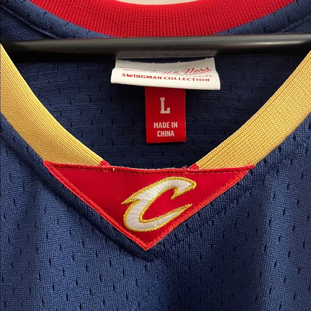 Cleveland Cavaliers Mitchell & Ness Shaquille O’Neal Swingman jersey sz. Large - Picture 3 of 4